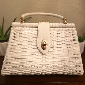 COPY - Pin up girl wicker basket purse👛